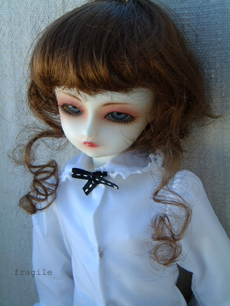 Ondée Illyana (AR white Cosette) petite porteuse de croix p4 - Page 2 Ondee_11